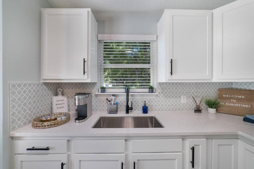 New Modern Bungalow Close To Downtown! Fully Fenced Yard St. Augustine Dış mekan fotoğraf